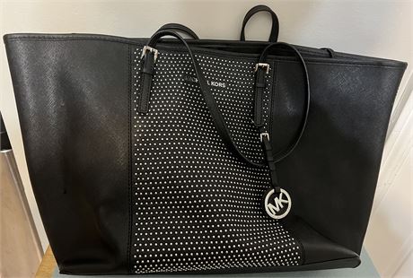 Michael kors tote, black w buy silver studs