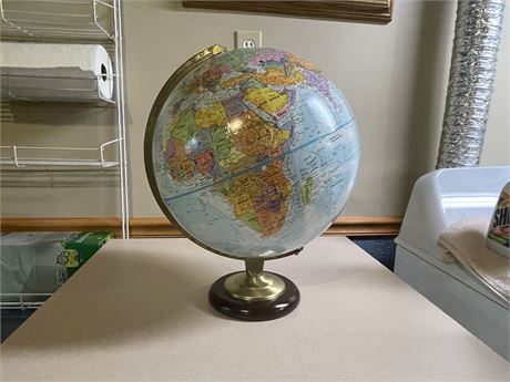 Globemaster Globe