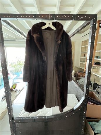 VIntage Ladies Dark Brown Mink Coat