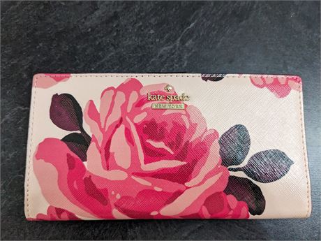 New Kate Spade Floral Wallet