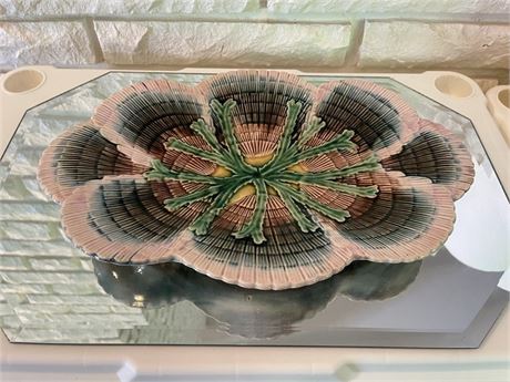Etruscan Majolica Pottery Platter