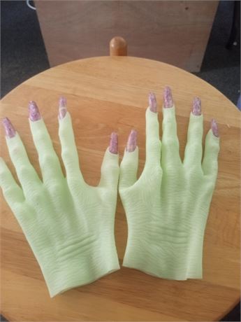 New Womens Size Med Halloween Plastic Hands