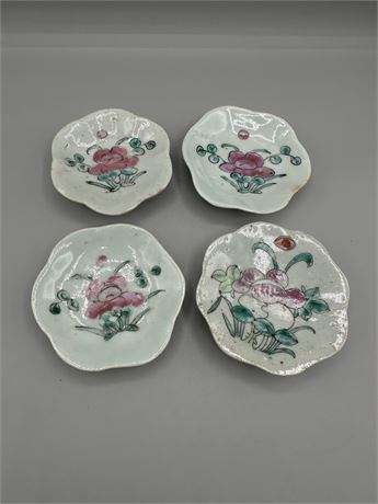 Vintage Chinese Small Footed Porcelain Dish Set of 4