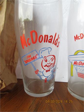2 Vintage 1995 McDonald's Original Reproduction Soda Drinking Glasses