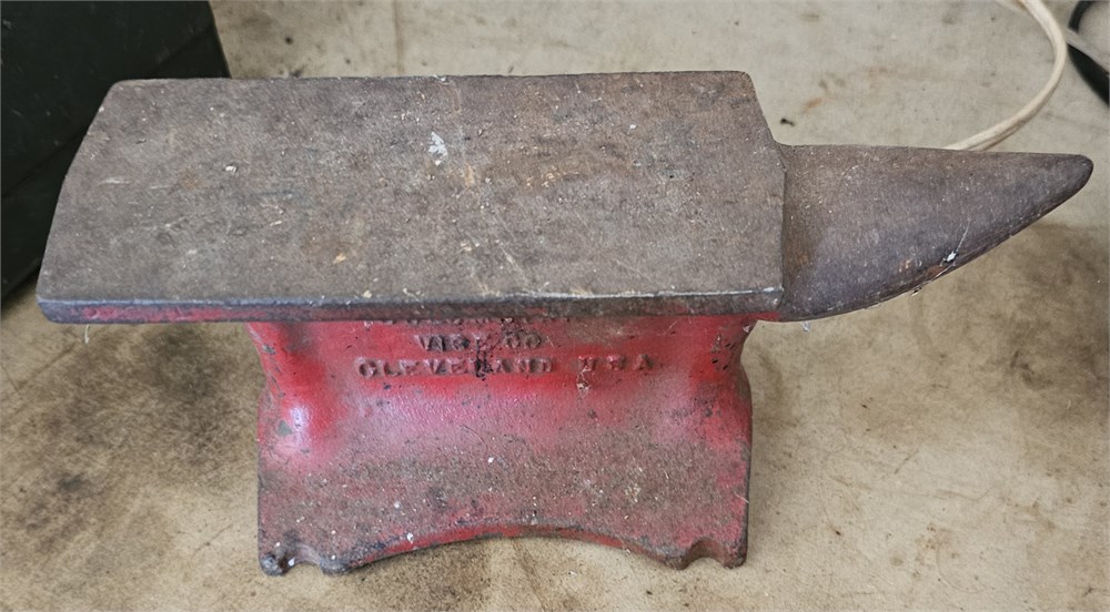 Great Finds Online Auctions - Vintage Anvil by Columbia