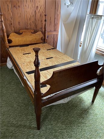 Antique Twin Sized Bed