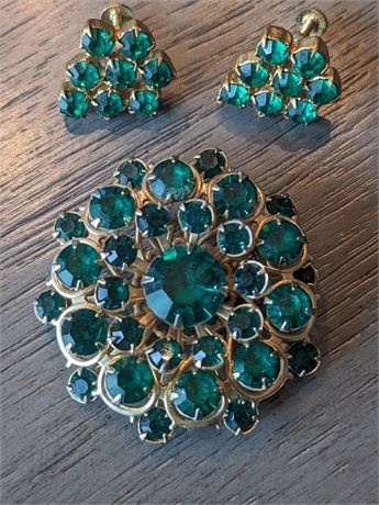 Vintage Emerald Green Brooch with Matching Earrings
