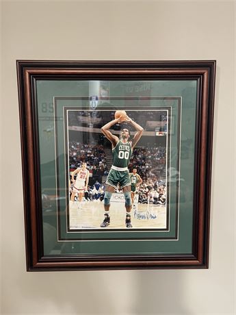 Robert Parish Boston Celtics 00 Autographed Framed Poster