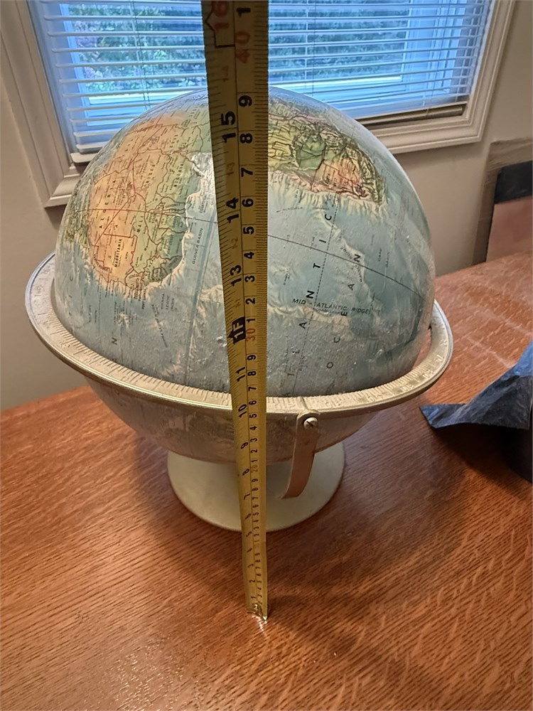 Great Finds Online Auctions - World Globe on Metal Base Stand