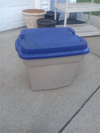 Large Plastic Tote with Locking Lid
