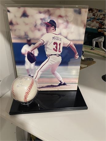 Garry Maddux #31 Photo and Baseball Cleveland Indians
