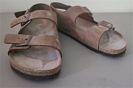Great Finds Online Auctions - Birkenstock Milano Leather Sandal