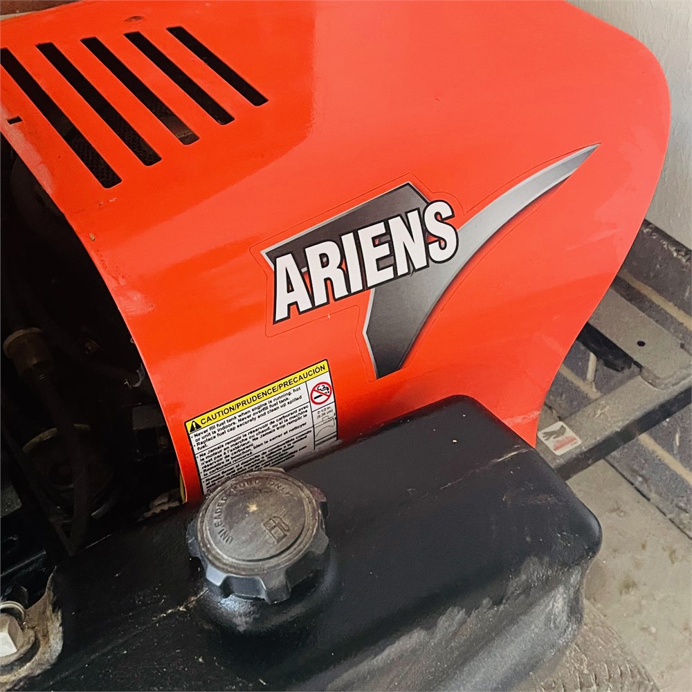 Great Finds Online Auctions - ARIENS Mini Zoom 1434 Zero Turn 34