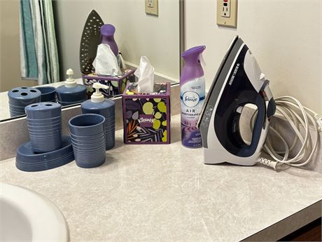 Bathroom Items Toothbrush Holder Soap Dish Black & Decker Iron
