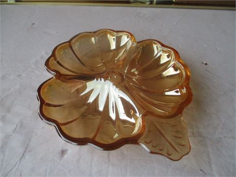 VINTAGE 1960's Marigold Carnival Irridescent Leaf Candy Dish 5"