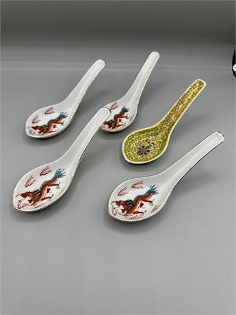 Vintage Chinses Porcelain Soup Spoons