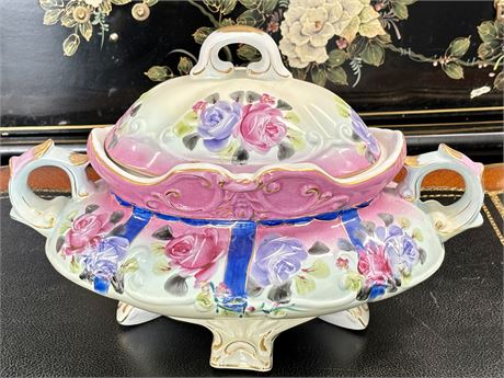Vintage Footed Dbl Handle Tureen Style Bowl Pink Cabbage Roses Cottage Shabby