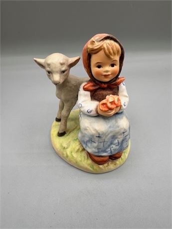 Goebel Hummel 'Good Friends' porcelain figurine