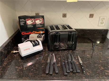 Proctor Silex Four Slice Toaster, Chef's Choice 310 Sharpener, and Steak Knives