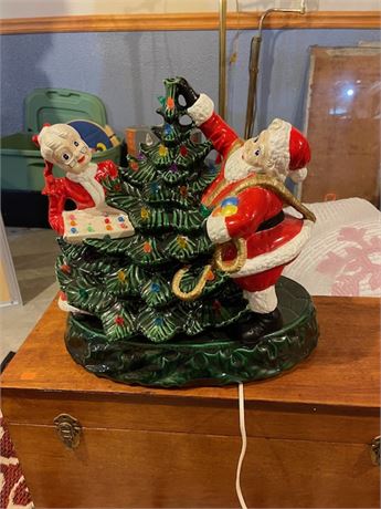 Lighted Santa & Mrs. Claus with  Christmas Tree
