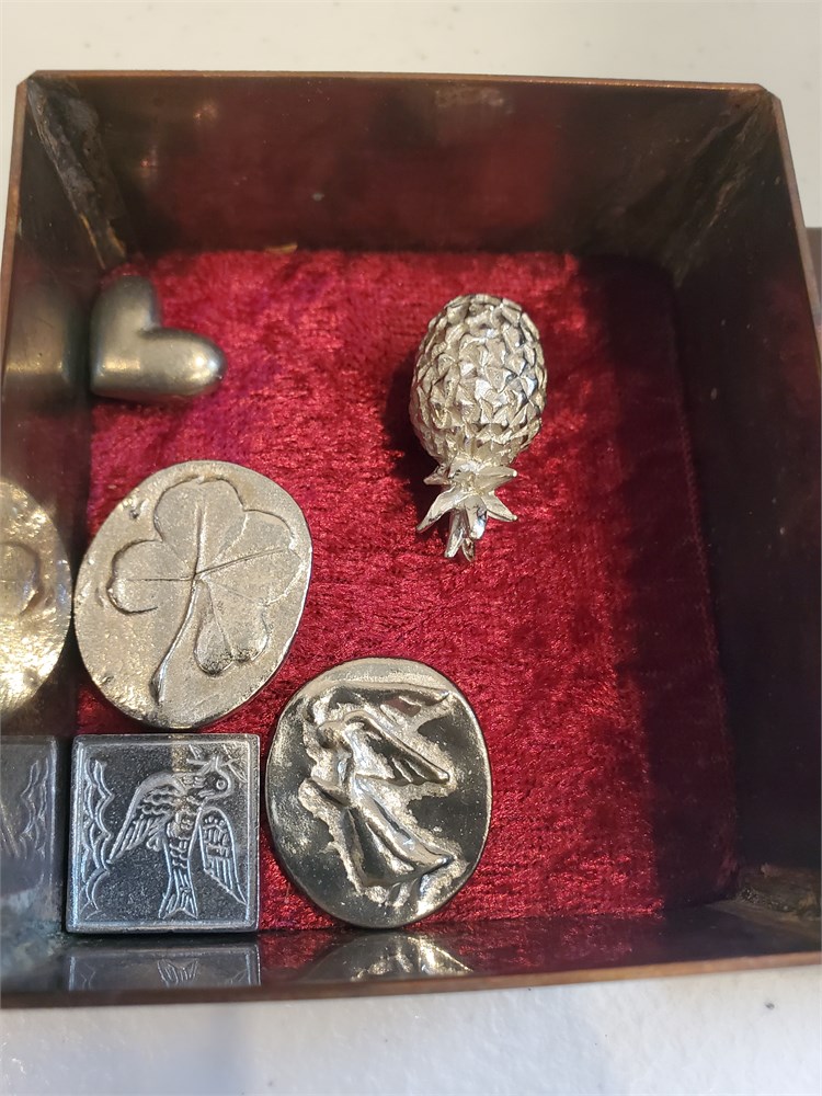 Great Finds Online Auctions - Grace Gunning - Reliquary Box