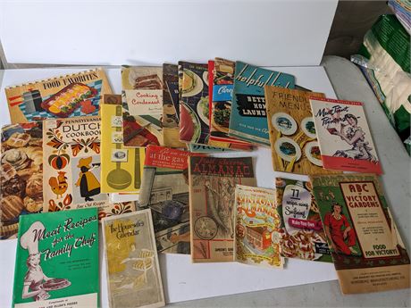 Vintage Kitchen booklets & Small Cookbooks