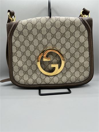 Vintage 1970s Gucci Flap-Over Shoulder Bag