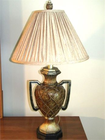 Urn Style Table Lamp