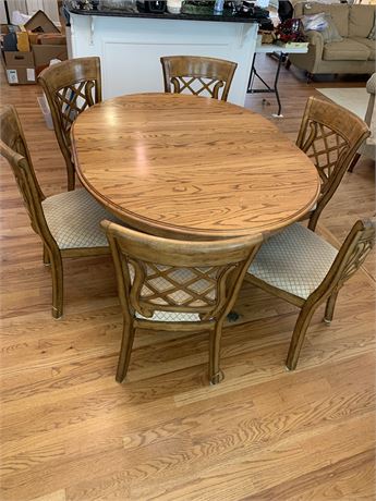 Great Oaks Products Oak Dining Table and Chairs Set