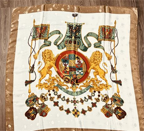 Vintage Scarf  Coat Of Arms Design With Pair Of Regal Gold Lions