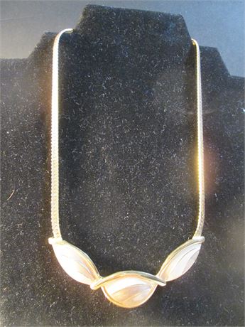 Vintage 17" TRIFARI Fancy Herringbone Gold Designer Necklace
