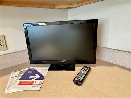 Samsung TV 19”in UN19F4000 With Remote