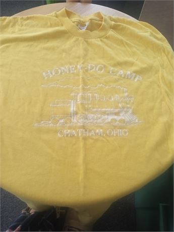 Men's Honey Do Camp T-shirt Size Large