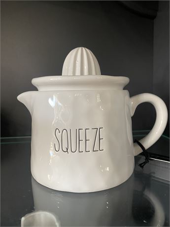 White "Squeeze" Juicer Mug