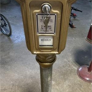 Great Finds Online Auctions - Vintage Duncan Industries Parking Meter