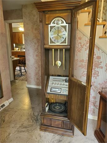 Retro Morse Grandfather Clock Stereo Setup w/ 8 Track Player, Turntable ++