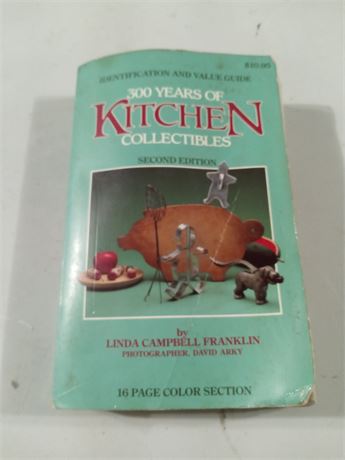 Vintage 1984 Kitchen Collectibles Soft Back Book