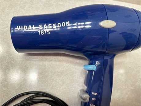 Vidal Sassoon 1875 Hair Dryer