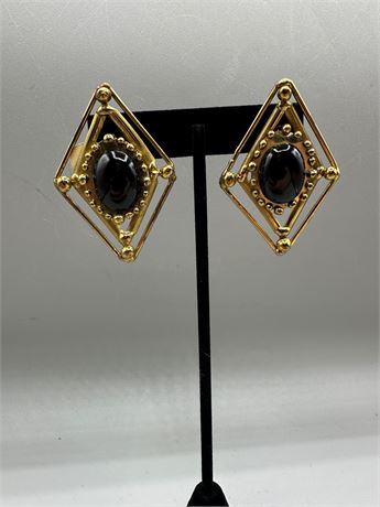 Vintage Mexico Gold Plated Onyx Cabochon Post Earrings