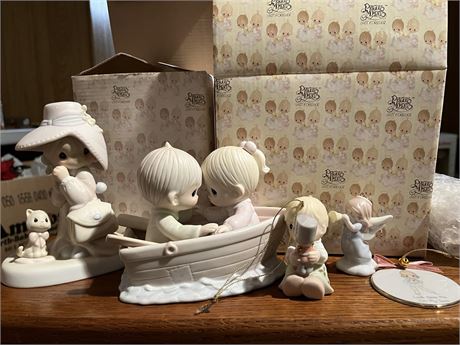4 Precious Moments Figurines with Boxes