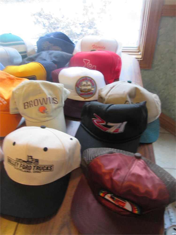 Great Finds Online Auctions - Vintage 30 Pcs Assorted Ball Cap ...