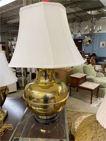 Vintage Brass Urn Table Lamp